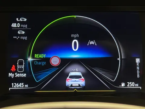 PF72NBE Renault Captur 1.6 E-Tech full hybrid 145 Techno 5dr Auto Thumbnail #27