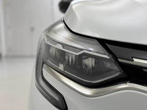 PF72NBE Renault Captur 1.6 E-Tech full hybrid 145 Techno 5dr Auto Thumbnail #31