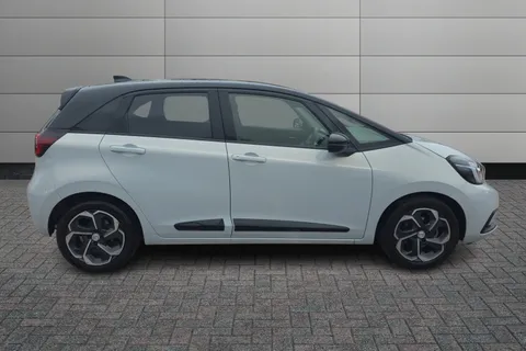 DE71VUK Honda Jazz 1.5 i-MMD Hybrid EX 5dr eCVT Thumbnail #12