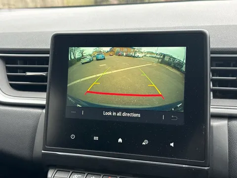 HK24KNU Renault Captur 1.0 TCE 90 Techno 5dr Thumbnail #6