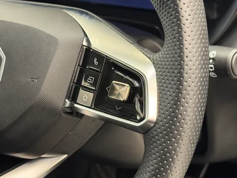 LA74STZ Mg Motor Uk Zs 1.5 Hybrid+ Trophy 5dr Auto Thumbnail #16