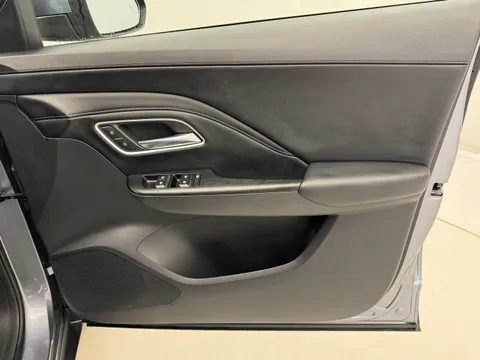 LA74STZ Mg Motor Uk Zs 1.5 Hybrid+ Trophy 5dr Auto Thumbnail #18