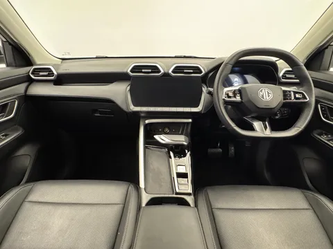 LE74GHB Mg Motor Uk Zs 1.5 Hybrid+ Trophy 5dr Auto Thumbnail #12