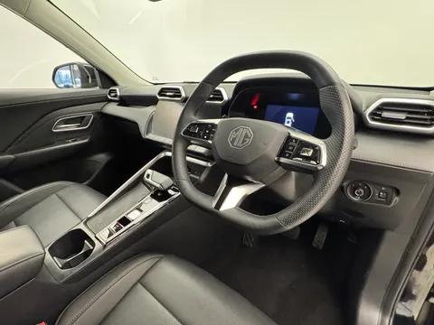 LE74GHB Mg Motor Uk Zs 1.5 Hybrid+ Trophy 5dr Auto Thumbnail #10