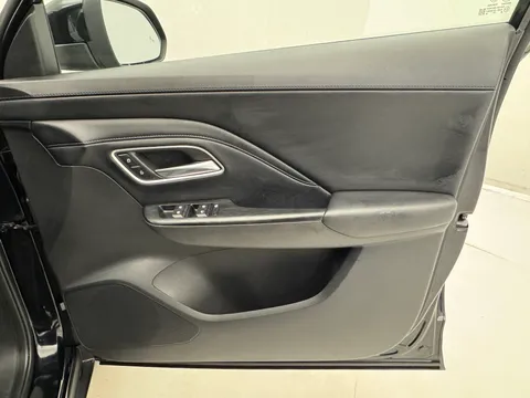 LE74GHB Mg Motor Uk Zs 1.5 Hybrid+ Trophy 5dr Auto Thumbnail #19