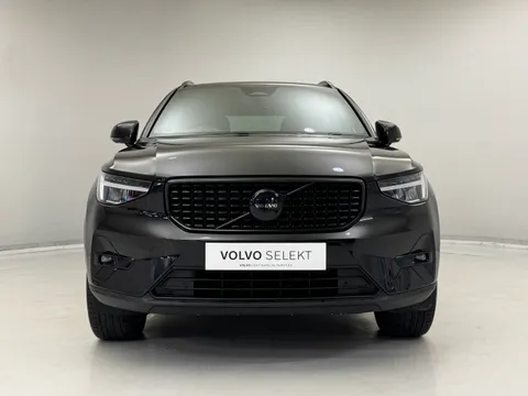 DU75YLE Volvo XC40 2.0 B3P Plus Black Edition 5dr Auto Thumbnail #4