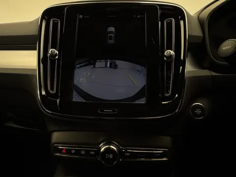 DU75YLE Volvo XC40 2.0 B3P Plus Black Edition 5dr Auto Thumbnail #26
