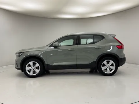 RE25KPT Volvo XC40 2.0 B3P Core 5dr Auto Thumbnail #3