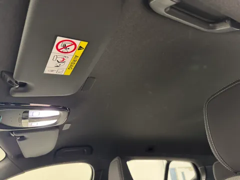 RE25KPT Volvo XC40 2.0 B3P Core 5dr Auto Thumbnail #14