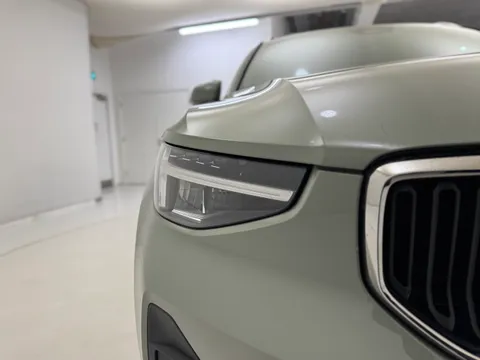 RE25KPT Volvo XC40 2.0 B3P Core 5dr Auto Thumbnail #34