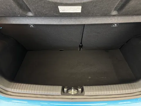 DP22TLJ Hyundai i10 1.0 MPi SE Connect 5dr Auto Thumbnail #10