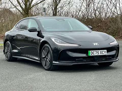 DC75XCY Mg Motor Uk Im5 217kW Standard Range 75kWh 5dr Auto Thumbnail #2