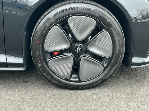 DC75XCY Mg Motor Uk Im5 217kW Standard Range 75kWh 5dr Auto Thumbnail #14