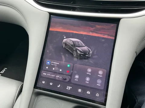 DC75XCY Mg Motor Uk Im5 217kW Standard Range 75kWh 5dr Auto Thumbnail #26