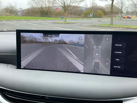 DC75XCY Mg Motor Uk Im5 217kW Standard Range 75kWh 5dr Auto Thumbnail #27