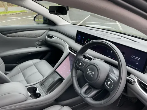 DC75XCY Mg Motor Uk Im5 217kW Standard Range 75kWh 5dr Auto Thumbnail #42