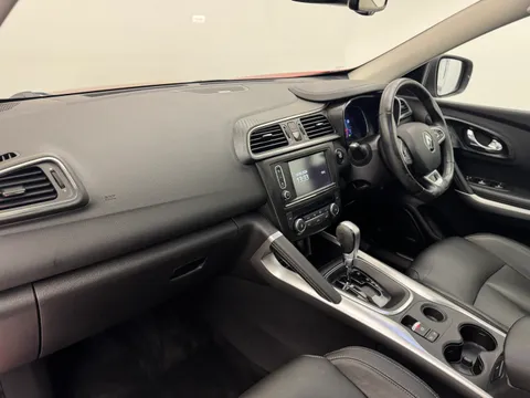 BT18NWM Renault Kadjar 1.2 TCE Signature S Nav 5dr EDC Thumbnail #12