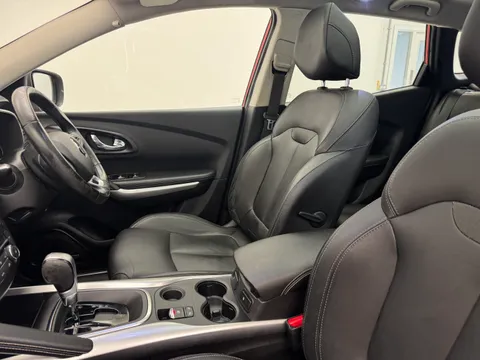 BT18NWM Renault Kadjar 1.2 TCE Signature S Nav 5dr EDC Thumbnail #13