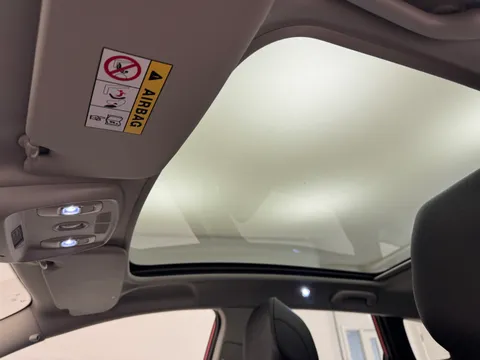 BT18NWM Renault Kadjar 1.2 TCE Signature S Nav 5dr EDC Thumbnail #14