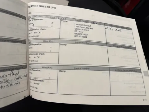 BT18NWM Renault Kadjar 1.2 TCE Signature S Nav 5dr EDC Thumbnail #19