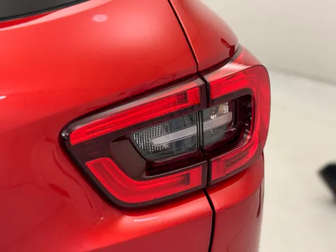 BT18NWM Renault Kadjar 1.2 TCE Signature S Nav 5dr EDC Thumbnail #35