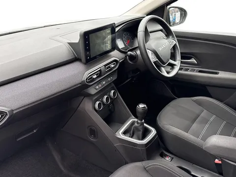 9 of 33 for Dacia Jogger 1.0 TCe Expression 5dr