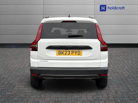 14 of 33 for Dacia Jogger 1.0 TCe Expression 5dr