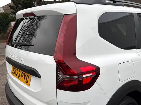 30 of 33 for Dacia Jogger 1.0 TCe Expression 5dr