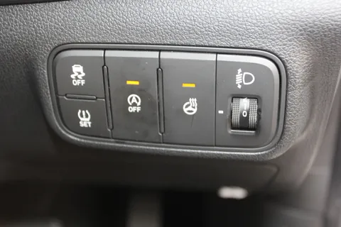 DX75XBL Hyundai i20 1.0T GDi Premium 5dr DCT Thumbnail #17