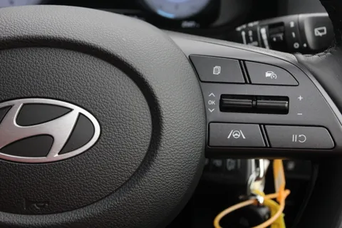 DX75XBL Hyundai i20 1.0T GDi Premium 5dr DCT Thumbnail #20