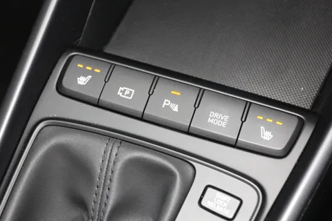 DX75XBL Hyundai i20 1.0T GDi Premium 5dr DCT Thumbnail #55