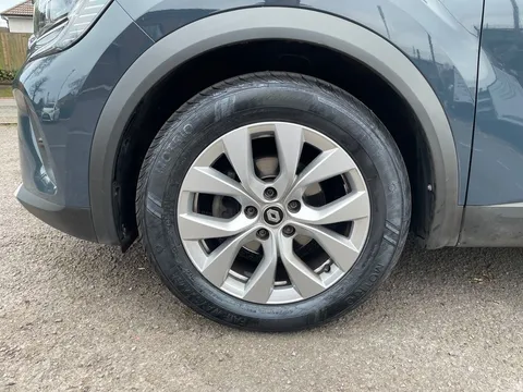 BK22HXV Renault Captur 1.0 TCE 90 Iconic 5dr Thumbnail #31