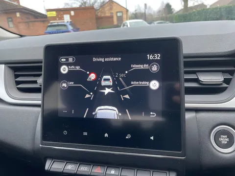 BK22HXV Renault Captur 1.0 TCE 90 Iconic 5dr Thumbnail #23