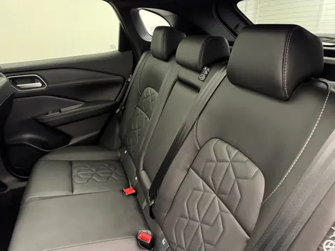 OE75NRK Nissan Qashqai 1.3 DiG-T MH Tekna 5dr Thumbnail #14