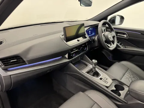 OE75NRK Nissan Qashqai 1.3 DiG-T MH Tekna 5dr Thumbnail #15