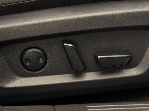 OE75NRK Nissan Qashqai 1.3 DiG-T MH Tekna 5dr Thumbnail #23