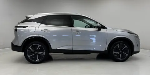 OW74WRV Nissan Qashqai 1.3 DiG-T MH Tekna 5dr Thumbnail #8