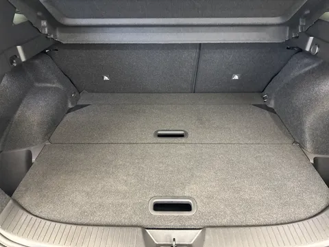 OW74WRV Nissan Qashqai 1.3 DiG-T MH Tekna 5dr Thumbnail #12