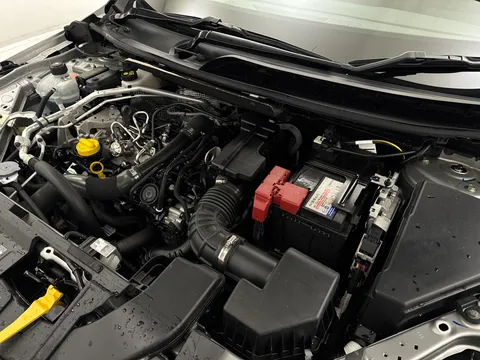 OW74WRV Nissan Qashqai 1.3 DiG-T MH Tekna 5dr Thumbnail #35