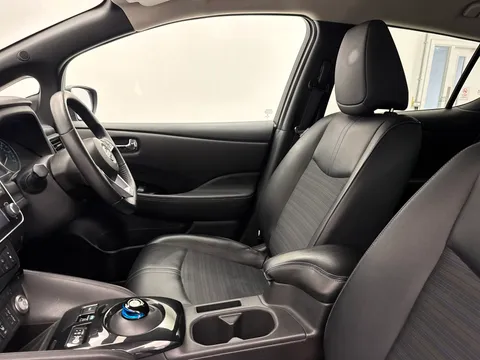 14 of 37 for NISSAN LEAF 160kW e+ N-Connecta 59kWh 5dr Auto