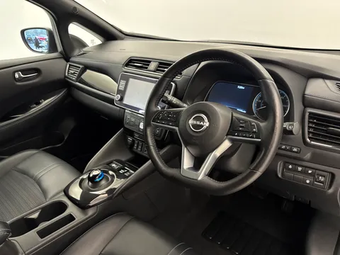 21 of 37 for NISSAN LEAF 160kW e+ N-Connecta 59kWh 5dr Auto