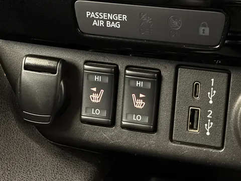 28 of 37 for NISSAN LEAF 160kW e+ N-Connecta 59kWh 5dr Auto