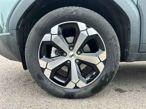 DL75UOE Dacia Duster 1.6 Hybrid 140 Journey 5dr Auto Thumbnail #5