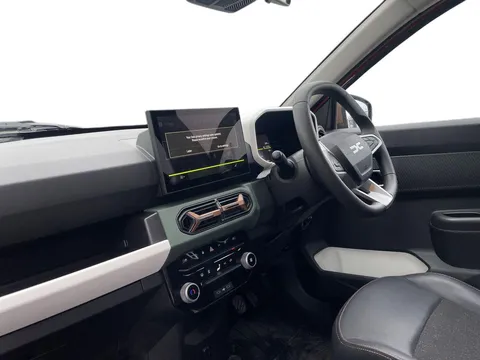 BF74MVA Dacia Spring 27kWh Extreme 65 48kW 5dr Auto Thumbnail #5