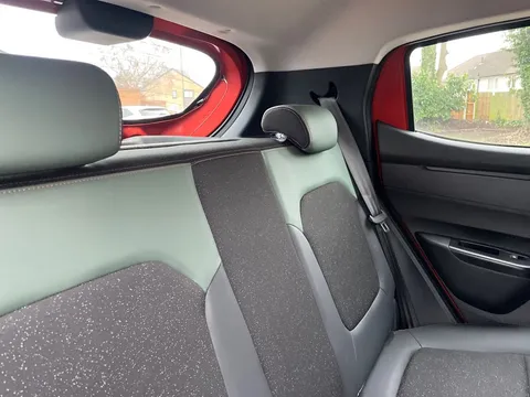 BF74MVA Dacia Spring 27kWh Extreme 65 48kW 5dr Auto Thumbnail #16