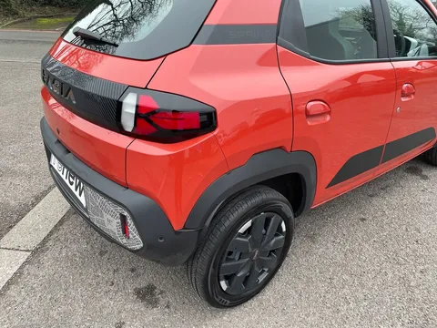BF74MVA Dacia Spring 27kWh Extreme 65 48kW 5dr Auto Thumbnail #28