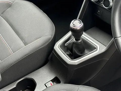 BD72WHN Dacia Jogger 1.0 TCe Extreme SE 5dr Thumbnail #13