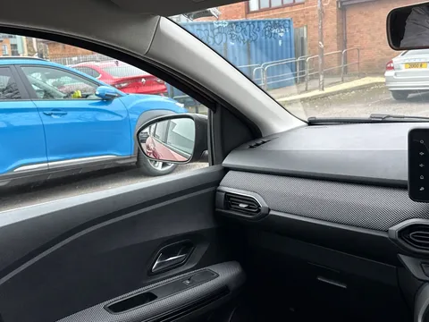 BD72WHN Dacia Jogger 1.0 TCe Extreme SE 5dr Thumbnail #25