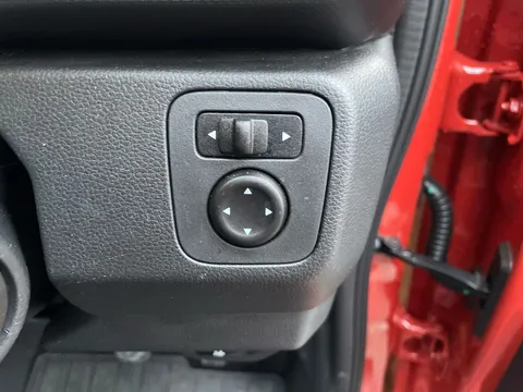 BD74SYP Dacia Spring 27kWh Extreme 65 48kW 5dr Auto Thumbnail #18