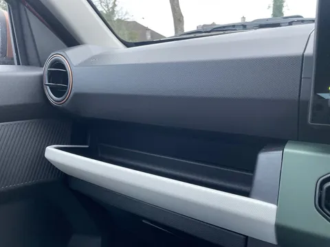 BD74SYP Dacia Spring 27kWh Extreme 65 48kW 5dr Auto Thumbnail #26